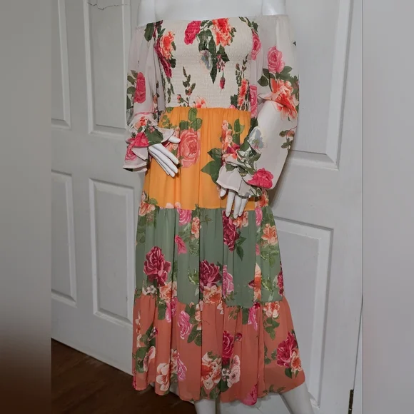 Love Colette Floral Smocked Midi Dress Size M Boho Cottagecore - Picture 3 of 12